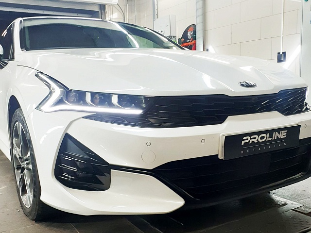 ������������ KIA K5